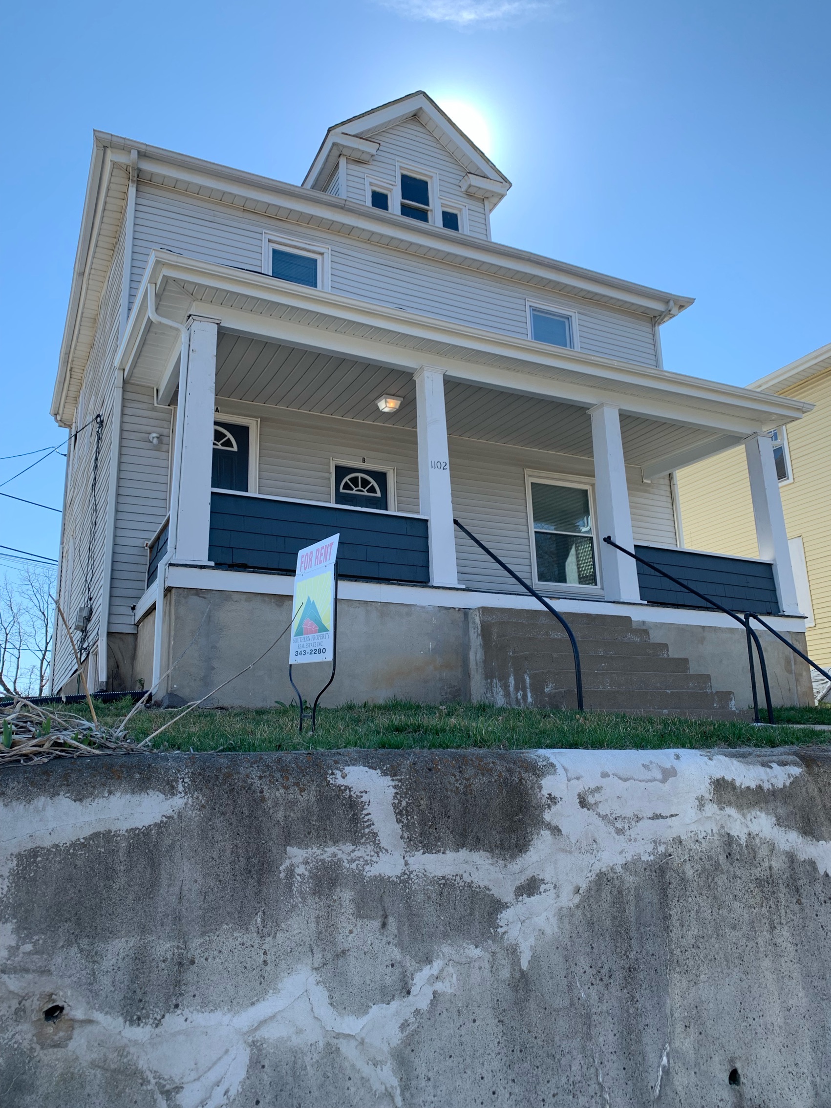 1102 Chapman Avenue Southwest A&B - B
