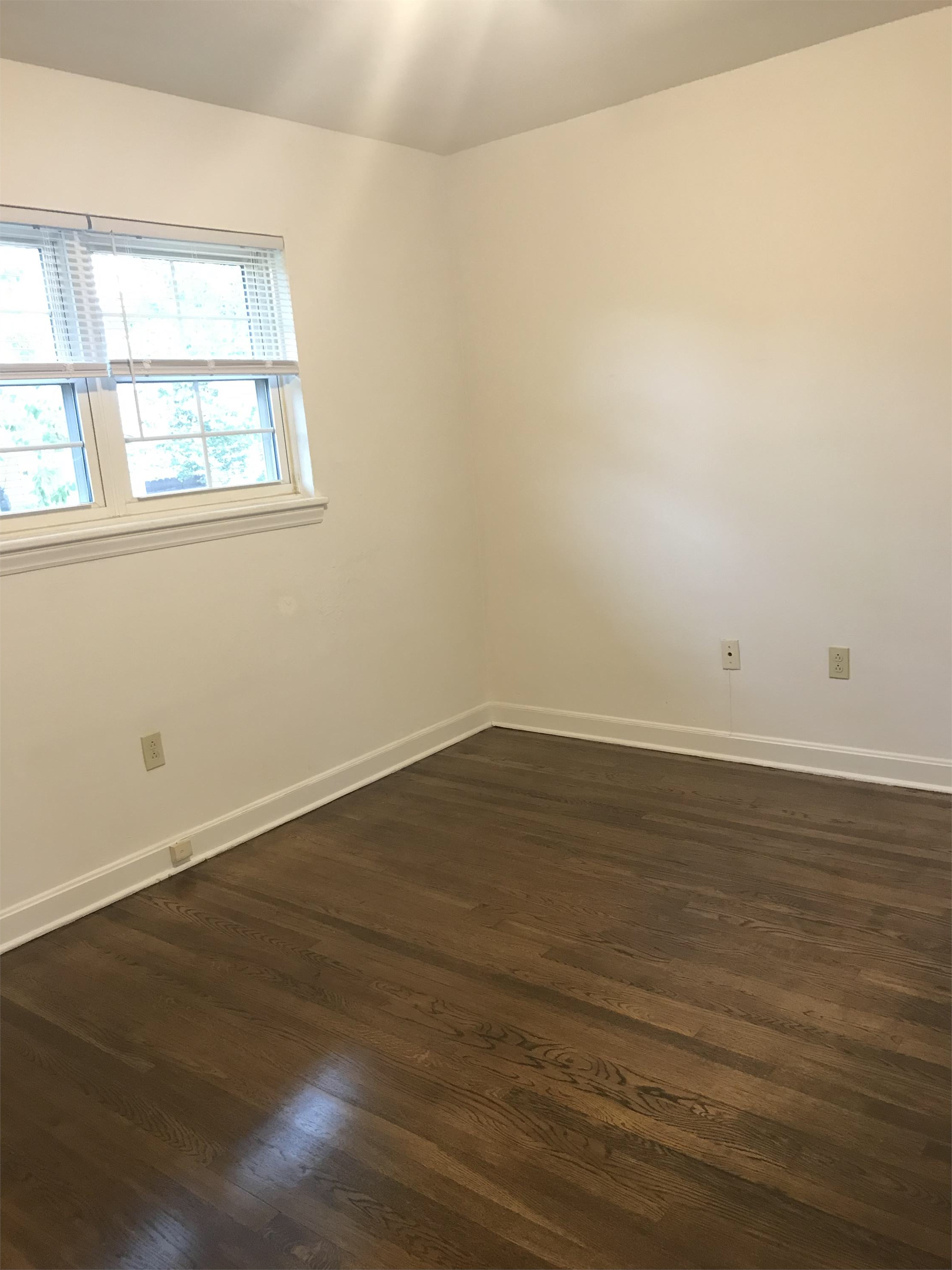 410 Jefferson Ave - D